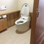 REマド曽田邸トイレ改修後1 (640x478)